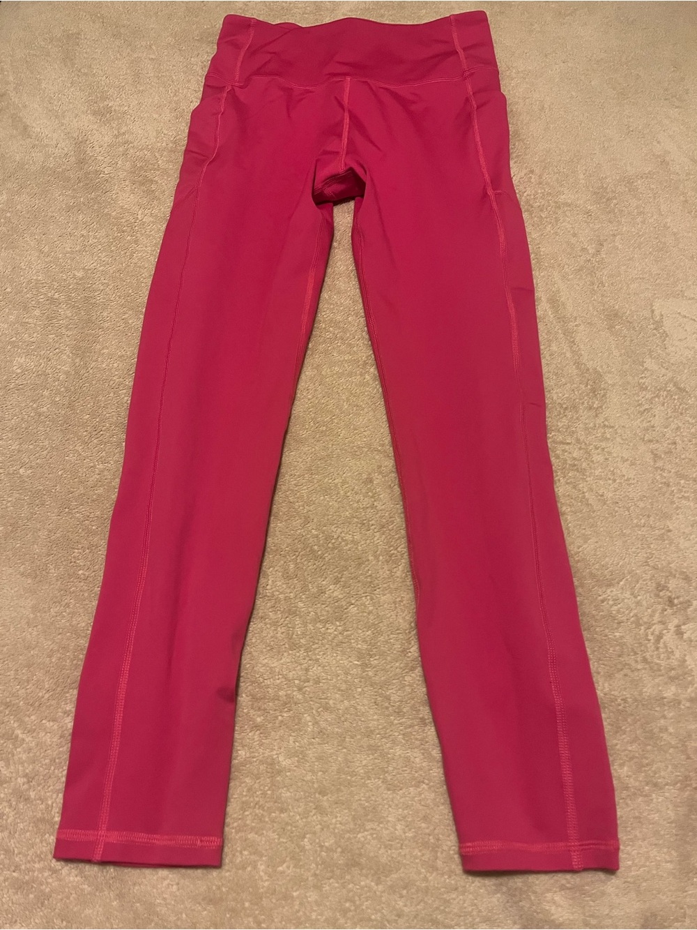FIGS Scrub Leggings in Bright Pink M